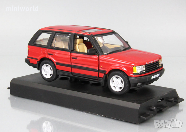 Land Rover 4.6HSE - мащаб 1:43 на Cararama моделът е нов в кутия, снимка 2 - Колекции - 36416819