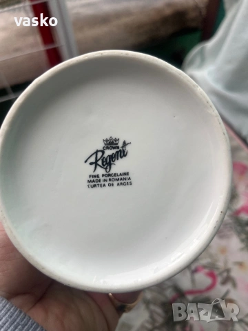 Румънска Порцеланова Ваза, снимка 4 - Вази - 53279956