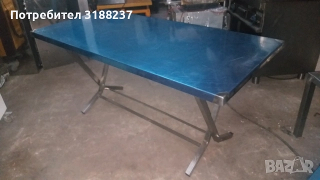 Чисто нова сгъваема работна маса 150 см.