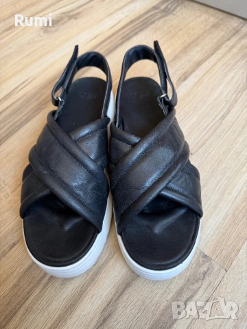 Оригинални дамски сандали Ugg Zayne Slingback! 40 н, снимка 3 - Дамски ежедневни обувки - 52323598