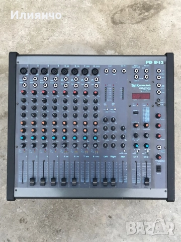 Продавам Работещо  Zeck power desk PD 8-12 2x300w 8 ома//2х450w 4 ома!