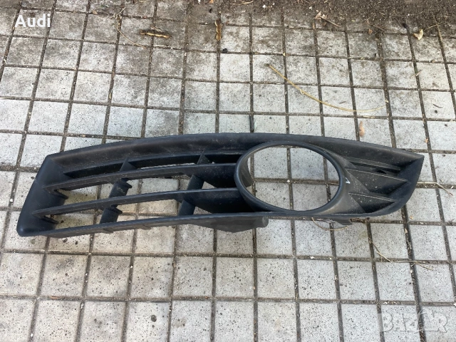 Лява решетка предна броня с Халоген Passat B6 3C0853665A