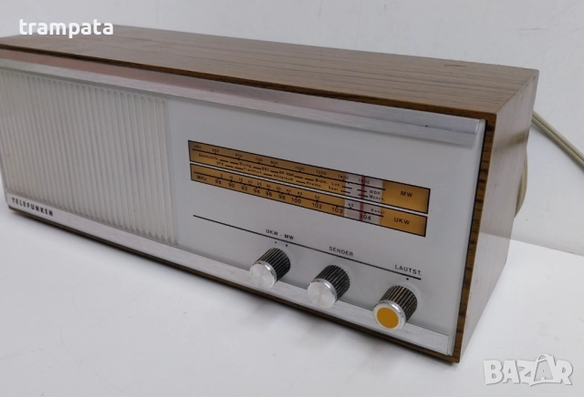 НАЙ ДОБРАТА ОФЕРТА Vintage Ретро компактно радио Telefunken sapriccino 101 , снимка 3 - Радиокасетофони, транзистори - 52769404