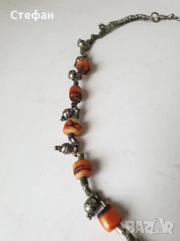 Сребърен накит с естествен корал, снимка 3 - Колиета, медальони, синджири - 47967359