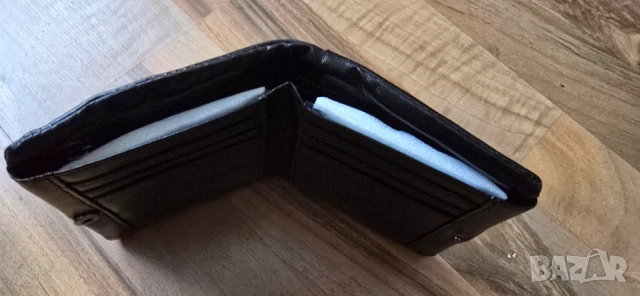 Малък мъжки портфейл , снимка 4 - Портфейли, портмонета - 54280045