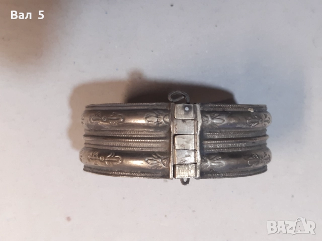 Автентична възрожденска сребърна гривна, снимка 4 - Антикварни и старинни предмети - 52050131