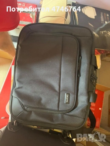 Тенис ракети Баболат и чисто нови чанти за компютър, снимка 4 - Други - 54032755