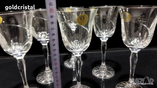 кристални чаши за вино , снимка 2 - Антикварни и старинни предмети - 23518686