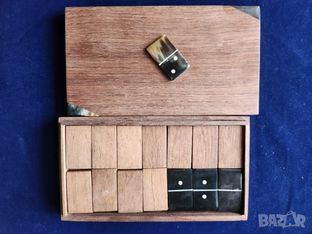 Домино - от Франция, 19 век, пълен к-т 28 плочки, слонова кост и домино от Мадагаскар - розово дърво, снимка 10 - Антикварни и старинни предмети - 22771474