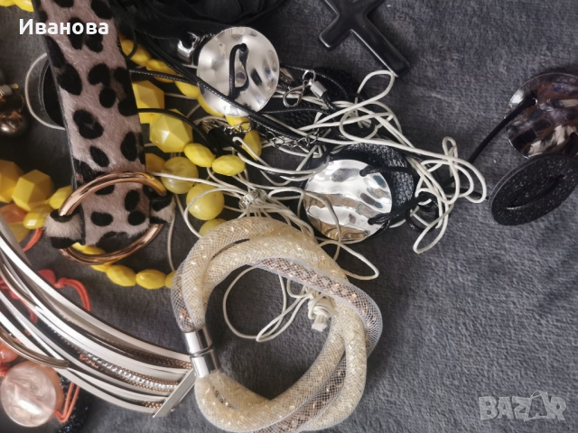 25 Дамски гердани и гривни за 20 лв общо, снимка 11 - Колиета, медальони, синджири - 52106007