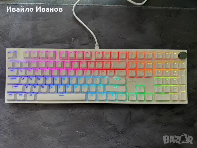 Genesis Thor 404 White механична клавиатура - Outemu Peach Silent, снимка 5 - Клавиатури и мишки - 56154584