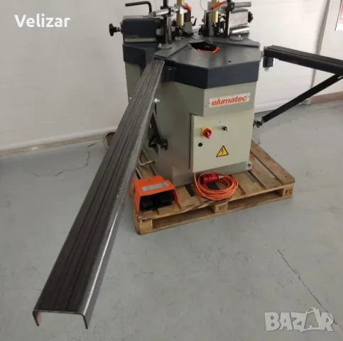 Автоматична ъглонабивна машина ELUMATEC EP124 Германия, снимка 2 - Други машини и части - 49839875