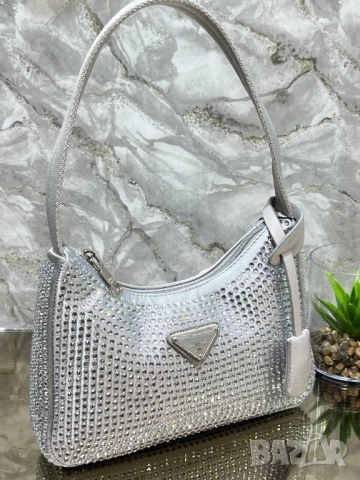 чанти PRADA ➡️ 20/10 CM✨
⭐️, снимка 6 - Чанти - 51024788