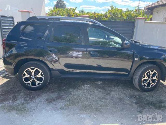 Dacia Duster, снимка 2 - Автомобили и джипове - 51924202