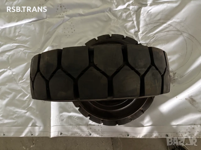 Бандажни гуми за мотокар 6.5х10 и 23х5 НОВИ, снимка 2 - Гуми и джанти - 50609708