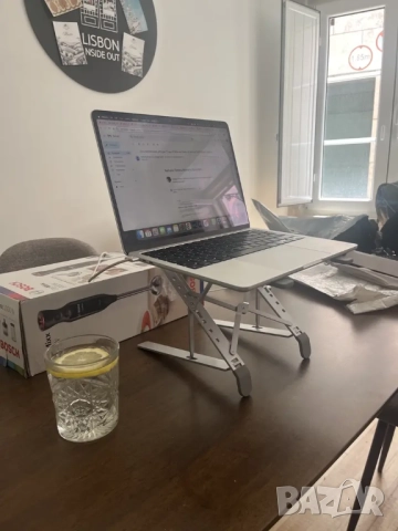 💻 Регулируема стойка за лаптоп  