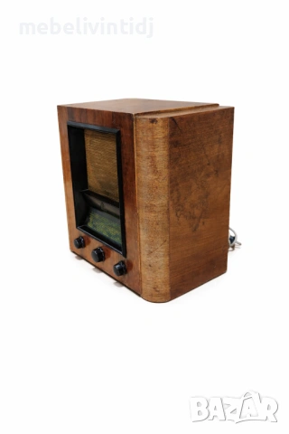 Ретро радиоприемник с дървен корпус от 30-те години, снимка 4 - Антикварни и старинни предмети - 54025113