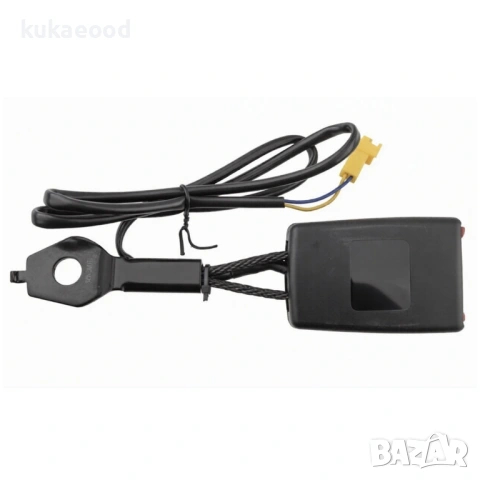 Гнездо за предпазен колан за Mercedes GLK-Class X204, снимка 4 - Части - 54062211