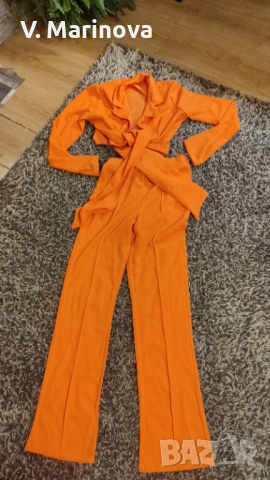 Лот дамски комплект общо 35лв