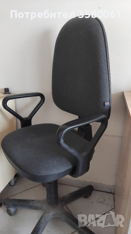 Офис стол , снимка 2 - Столове за офис - 54297793