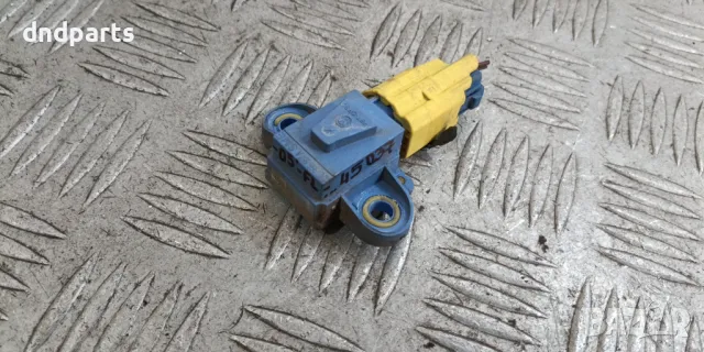 Сензор врата VW Golf Plus 2005г.(предна лява)	