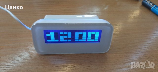 часовник, будилник, бележник,USB hub, USB разклонител