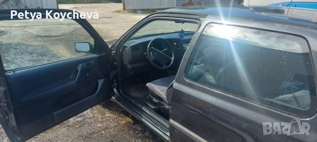 продавам голф 1.4 газ-бензин,регистриран,обслужен, снимка 4 - Автомобили и джипове - 34483348