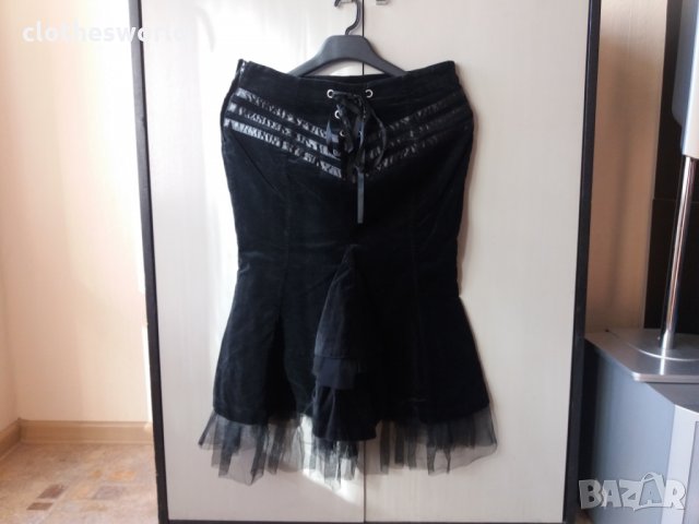 Невероятна пола H&M от кадифе модел рибена опашка, снимка 11 - Поли - 19855511