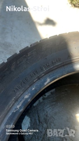 Зимни гуми Pirelli 215/55/17, снимка 1 - Гуми и джанти - 42774580