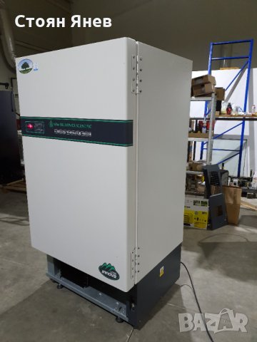 Нискотемпературен фризер Brunswick Innova U725 -86°C, снимка 2 - Други машини и части - 30698888