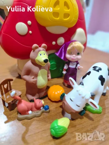 Играчки Маша и мечка с къща – чанта.