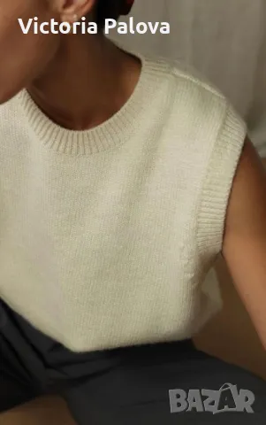 Скъпа блуза без ръкави BERWIN & WOLFF 100% вълна , снимка 15 - Корсети, бюстиета, топове - 49164992