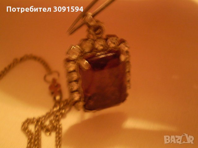 стар дамски медальон лилав и бял шлифован кристал  сребърно покритие, снимка 12 - Антикварни и старинни предмети - 35159934