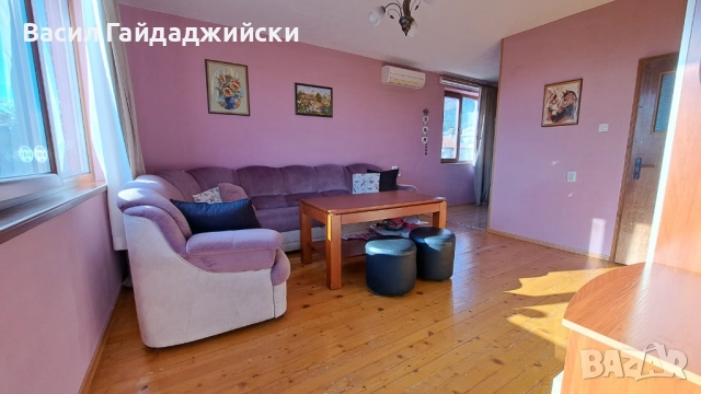 Продавам 2 етажа от къща,гараж със канал и изба, двор и навес , снимка 9 - Етаж от къща - 52918381