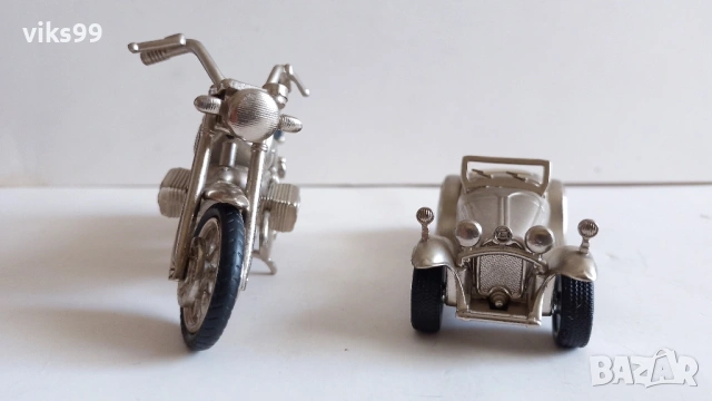 Метални мотор и ретро количка - часовници, снимка 4 - Колекции - 53096393