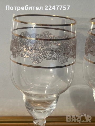 2 броя кристални чаши с 24 К, снимка 2 - Чаши - 54109309