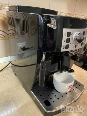 Кафе автомат / Кафе машина Delonghi Magnifica S, снимка 4 - Кафемашини - 51321077