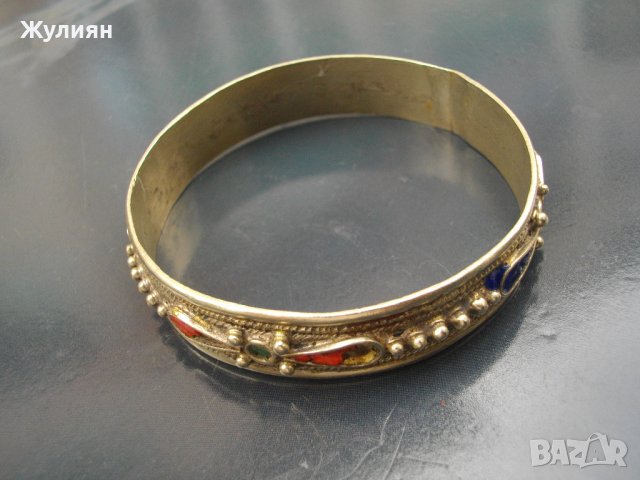 СТАРА ГРИВНА САЧАН С ЕМАЙЛ