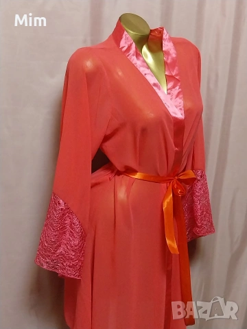 VIKTORIA L Розов халат с дантела 