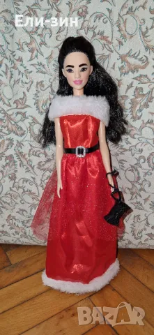 оригинална кукла Барби стилизирана за Коледа като Снежанка, снимка 6 - Кукли - 48350070