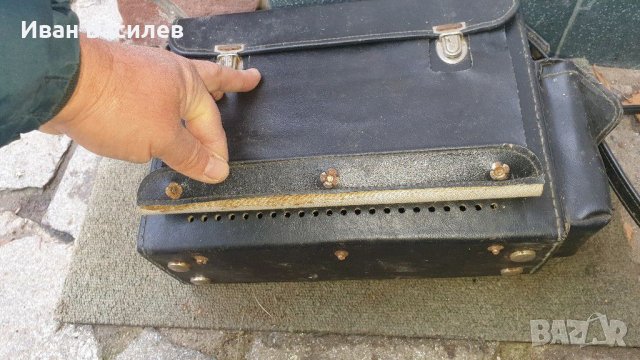 Стара апаратна чантичка от изкуствена кожа, снимка 5 - Антикварни и старинни предмети - 31085886