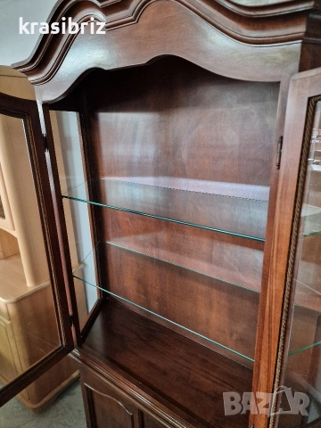 Масивна Витрина -внос от Германия! , снимка 3 - Секции и витрини - 53884761