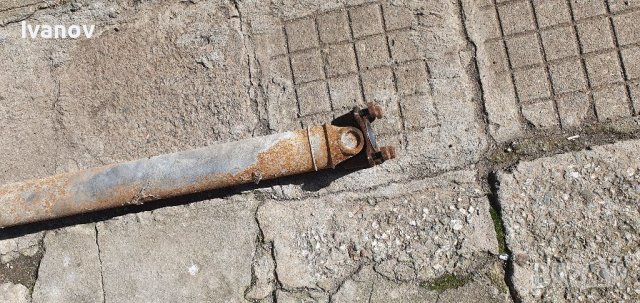 Кардан за бмв е30 320i м20б20 ръчни скорости  5 степенна кутия 26111226067 , снимка 4 - Части - 40138836