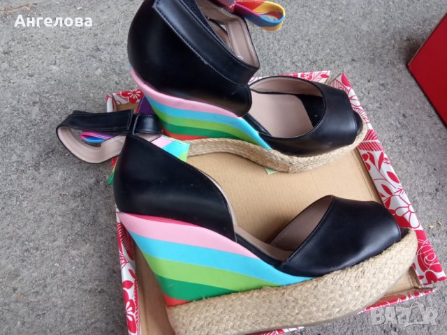 Обувки, снимка 2 - Дамски обувки на ток - 37763381
