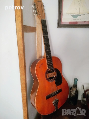 Китара Кремона -акустична.