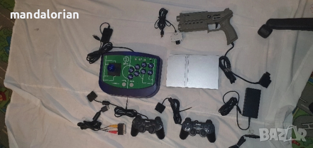 sony Playstation 2 slim с много аксесоари 