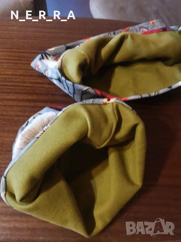 Комплект шапка и шал, снимка 2 - Шапки, шалове и ръкавици - 52792472