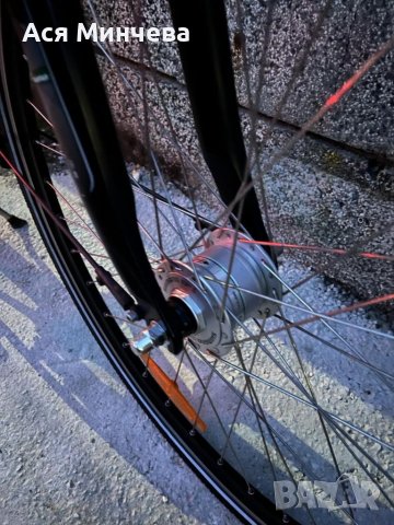 Велосипед висок клас 28 цола, снимка 3 - Велосипеди - 39795476