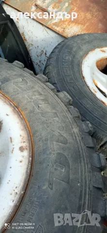 Гуми за джип 215/75/15, снимка 4 - Гуми и джанти - 47932758