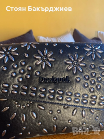 desigual дамска чанта, снимка 2 - Чанти - 56511189